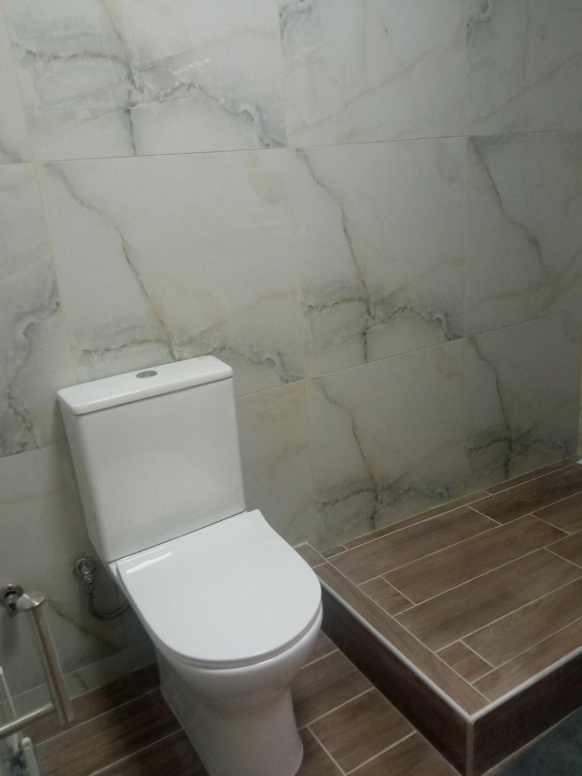 Polit Luxury Aprt 2 Bedrooms Soluň Exteriér fotografie