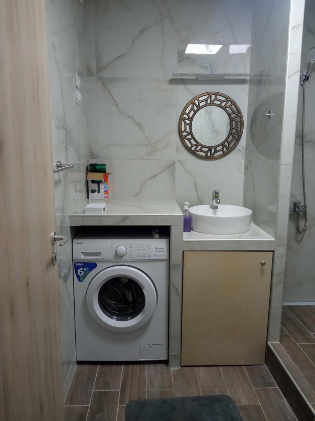 Polit Luxury Aprt 2 Bedrooms Soluň Exteriér fotografie